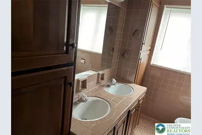 132 Broad Street #1, Tamaqua, PA 18252 - Photo 3