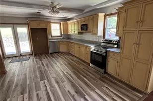 1067 Lower South Main St, Washington Twp, PA 18013 - Photo 7