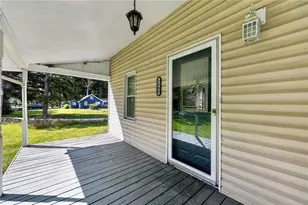 2882 Locust Ridge Rd, Tobyhanna Twp, PA 18347 - Photo 3