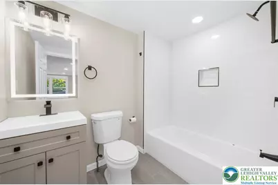 82 White Oak Lane, Salisbury Township, PA 18049 - Photo 17