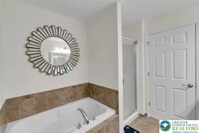 991 King Way, Upper Macungie Township, PA 18031 - Photo 31