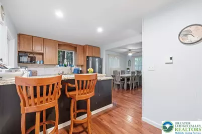 107 W Creek View Drive, Clifton Twp, PA 18424 - Photo 5