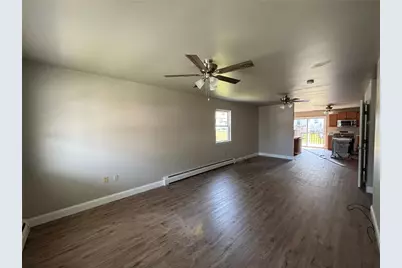 127 Pine Street, Nazareth, PA 18064 - Photo 3
