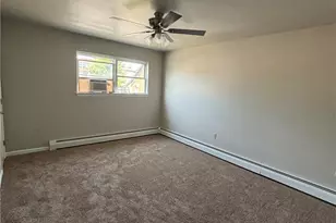 127 Pine St, Nazareth, PA 18064 - Photo 7