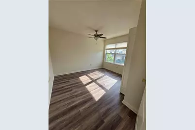 325 Oxford Place #325, Macungie Boro, PA 18062 - Photo 9