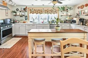 9916 Canterbury Rd, Philadelphia, PA 19114 - Photo 3