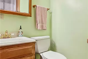 3303 Barklay Rd, Whitehall Township, PA 18052 - Photo 15