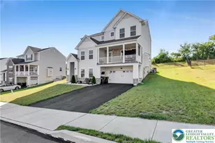 5044 Bellflower Dr, North Whitehall Township, PA 18078 - Photo 3