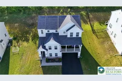 5044 Bellflower Drive, North Whitehall Township, PA 18078 - Photo 17