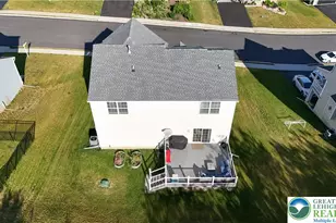 5044 Bellflower Dr, North Whitehall Township, PA 18078 - Photo 15