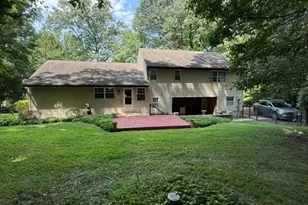 2045 Church Rd, Salisbury Township, PA 18015 - Photo 11