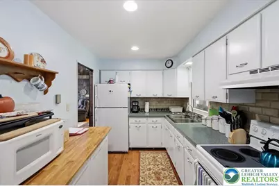 2536 Sprucewood Road, Long Pond, PA 18347 - Photo 11