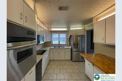 6869 Spring Creek, Lower Macungie Township, PA 18062 - Photo 5