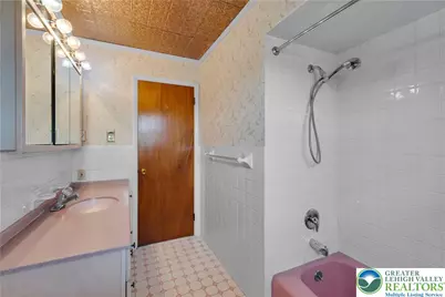 2609 Lynnhurst Drive, Bethlehem City, PA 18017 - Photo 21