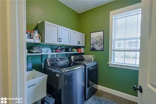 4518 Old Saucon Rd, Bethlehem City, PA 18015 - Photo 11