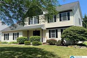 2593 Halleck Dr, Whitehall Township, PA 18052 - Photo 1