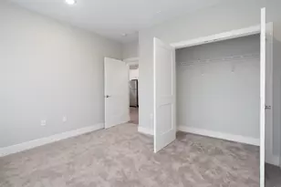 2295 Lafayette Park, Forks, PA 18040 - Photo 5