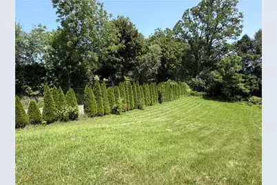 2552 Spring Street, North Whitehall Township, PA 18037 - Photo 7