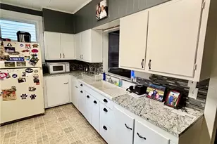 2404 Victor St, Easton, PA 18042 - Photo 5