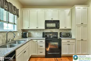 2615 Union Ct, Hanover Twp, PA 18017 - Photo 11