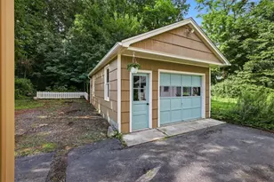 63 Oak St, Delaware Water Gap, PA 18327 - Photo 15