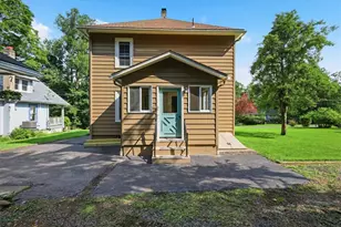 63 Oak St, Delaware Water Gap, PA 18327 - Photo 13