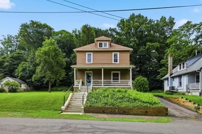 63 Oak Street, Delaware Water Gap, PA 18327 - Photo 1