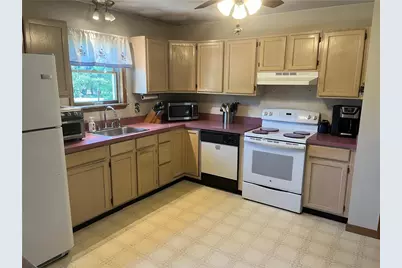 122 Corinne Court, Chestnuthill Twp, PA 18330 - Photo 5