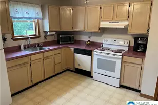 122 Corinne Ct, Effort, PA 18330 - Photo 7
