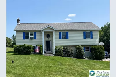 122 Corinne Court, Chestnuthill Twp, PA 18330 - Photo 1