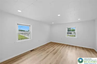 326 Main Street, Stockertown Boro, PA 18083 - Photo 7