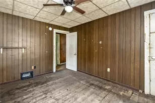 244 S Main St, Bangor, PA 18013 - Photo 23