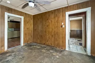 244 S Main St, Bangor, PA 18013 - Photo 7