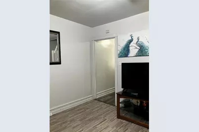 10 S Brook Street, Allentown City, PA 18109 - Photo 5