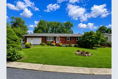 32 W Sylvan Drive, Allen Township, PA 18067 - Photo 1