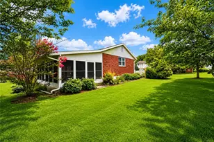 32 W Sylvan Dr, Allen Township, PA 18067 - Photo 5