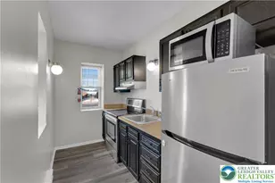 439 W Walnut St, Allentown City, PA 18102 - Photo 3