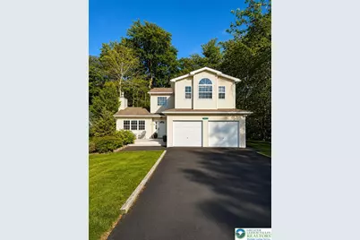 113 St Regis Walk, Coolbaugh Twp, PA 18466 - Photo 5