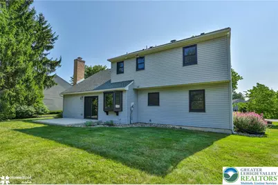 142 Aspen Drive, Upper Macungie Township, PA 18104 - Photo 5