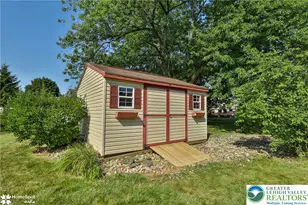 142 Aspen Dr, Upper Macungie Township, PA 18104 - Photo 7