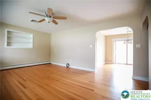 632 W Greenleaf St, Emmaus Boro, PA 18049 - Photo 9