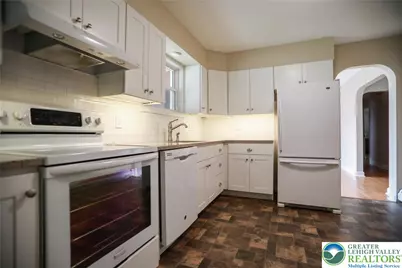 632 W Greenleaf Street, Emmaus Boro, PA 18049 - Photo 5