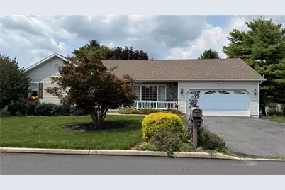 181 Rose Inn Avenue, Upper Nazareth, PA 18064 - Photo 3
