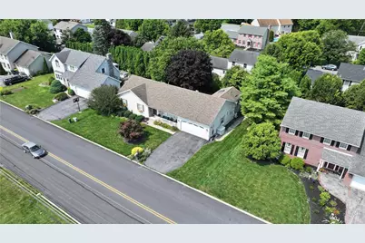 181 Rose Inn Avenue, Upper Nazareth, PA 18064 - Photo 5