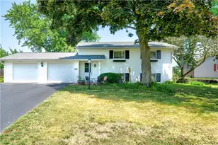 4487 Glasgow St, Upper Saucon Township, PA 18034 - Photo 1
