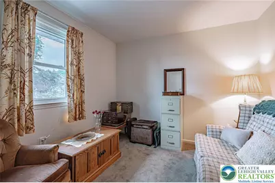 4252 Briarcliff Road, South Whitehall Township, PA 18104 - Photo 13