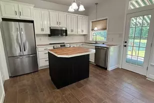 4104 Brookside Ct, West Brunswick Twp, PA 17961 - Photo 7