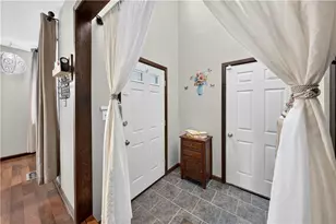 330 Parkside Dr, Macungie Boro, PA 18062 - Photo 3