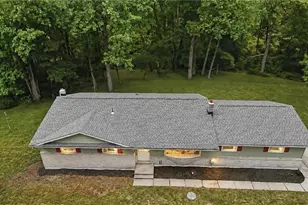 203 Ruth St, Portland Boro, PA 18351 - Photo 3