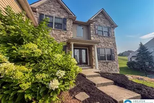 448 E Beil Ave, Upper Nazareth Twp, PA 18064 - Photo 3